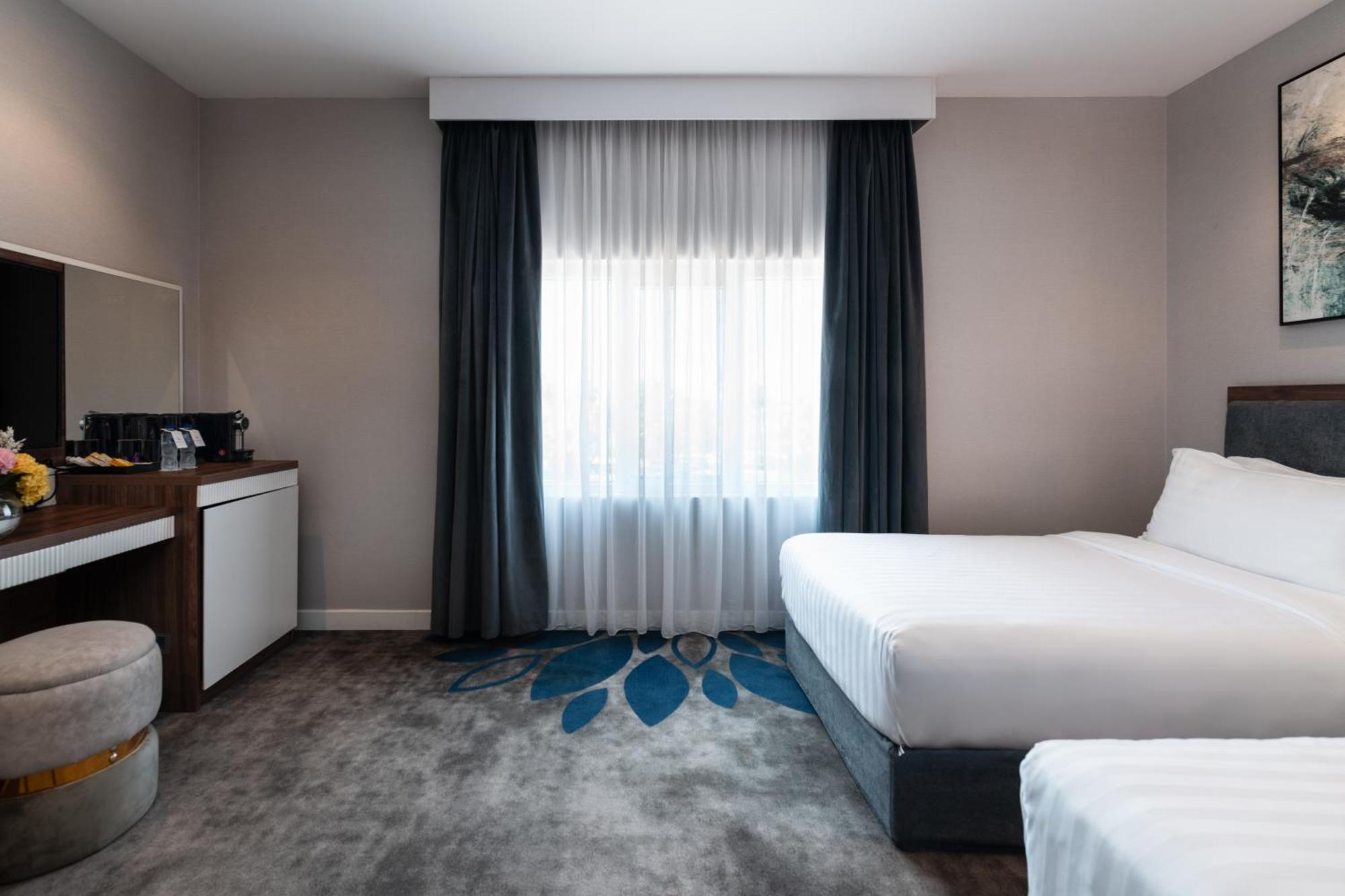 Warwick Al Jubail Hotel Luaran gambar