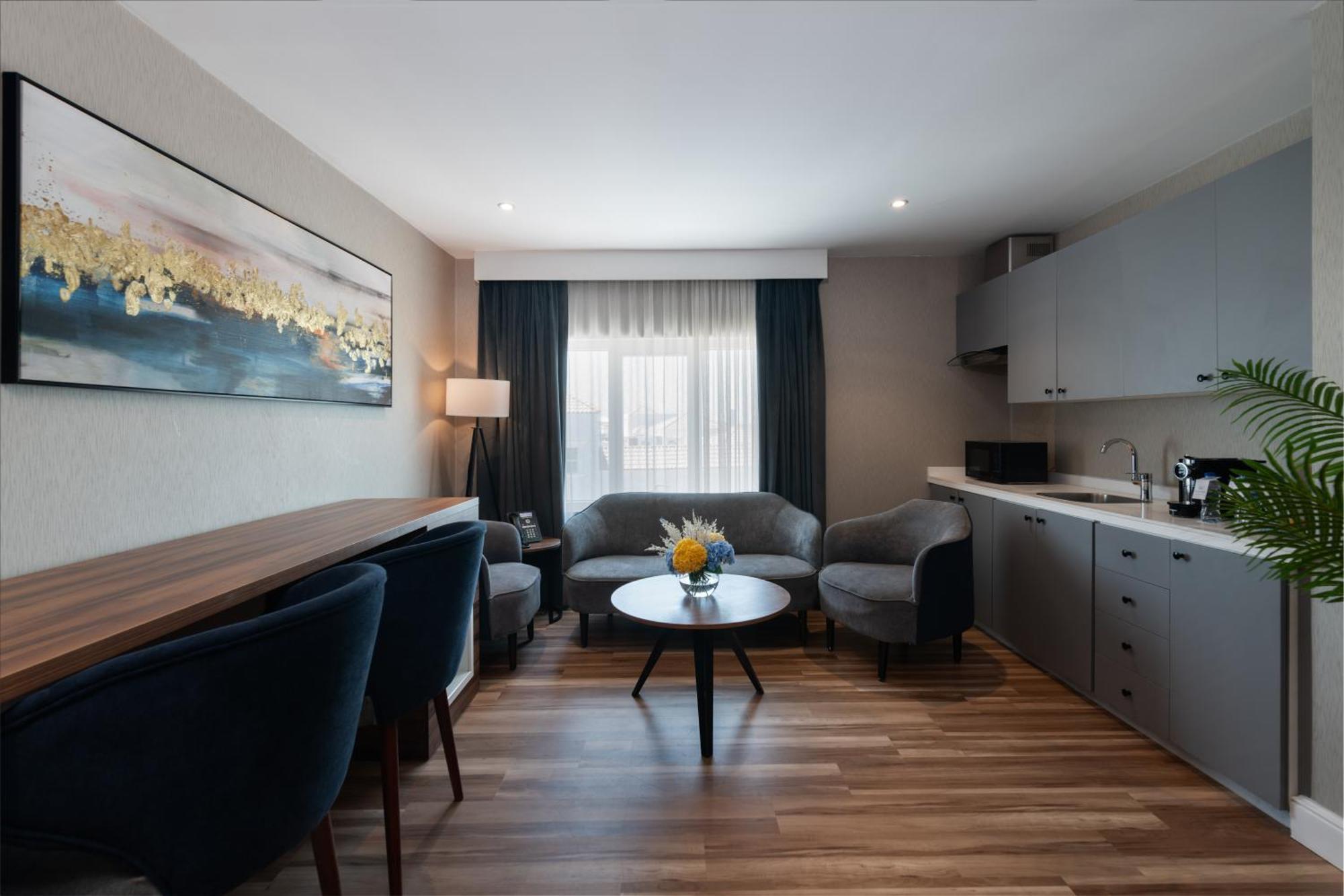 Warwick Al Jubail Hotel Luaran gambar