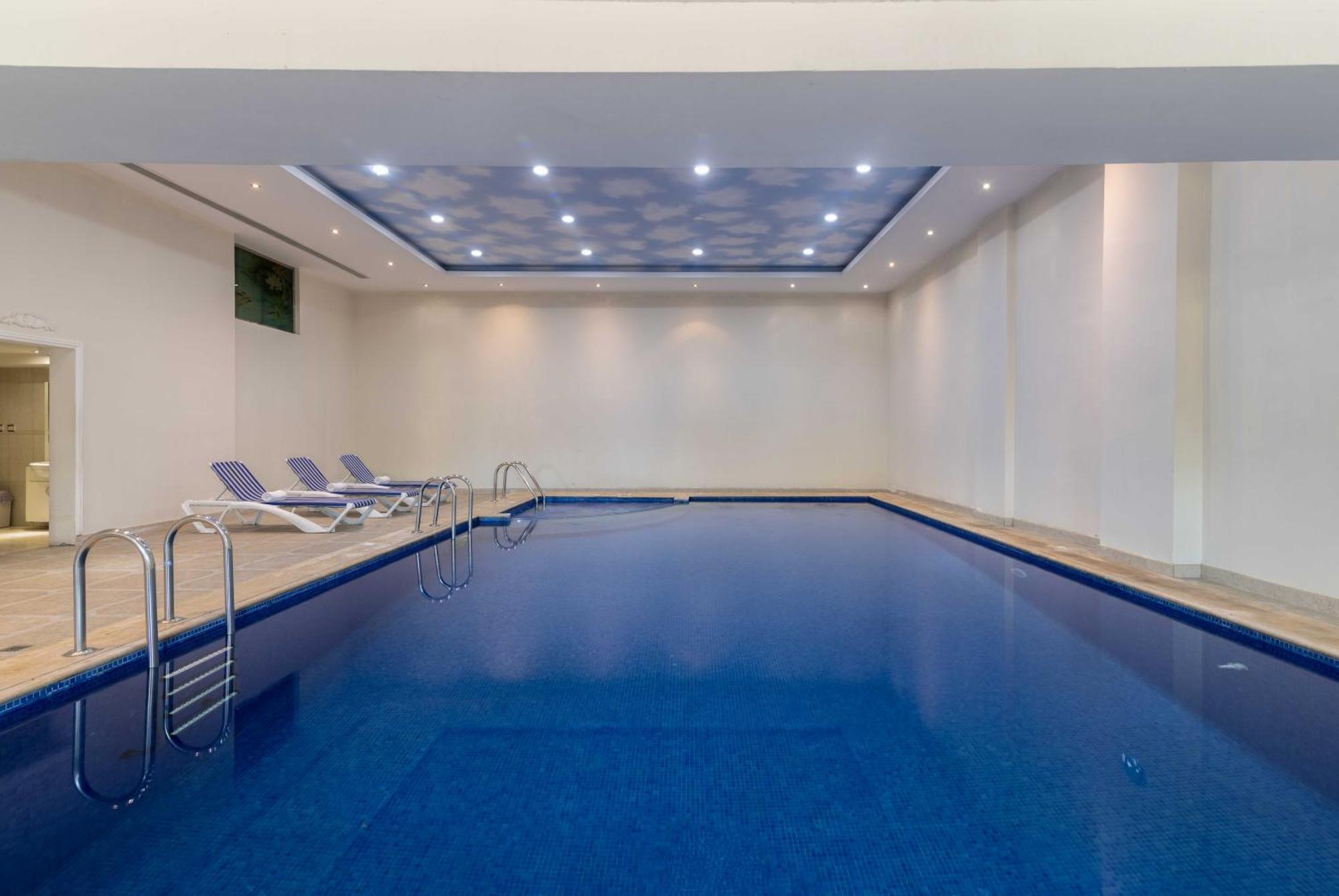 Warwick Al Jubail Hotel Luaran gambar